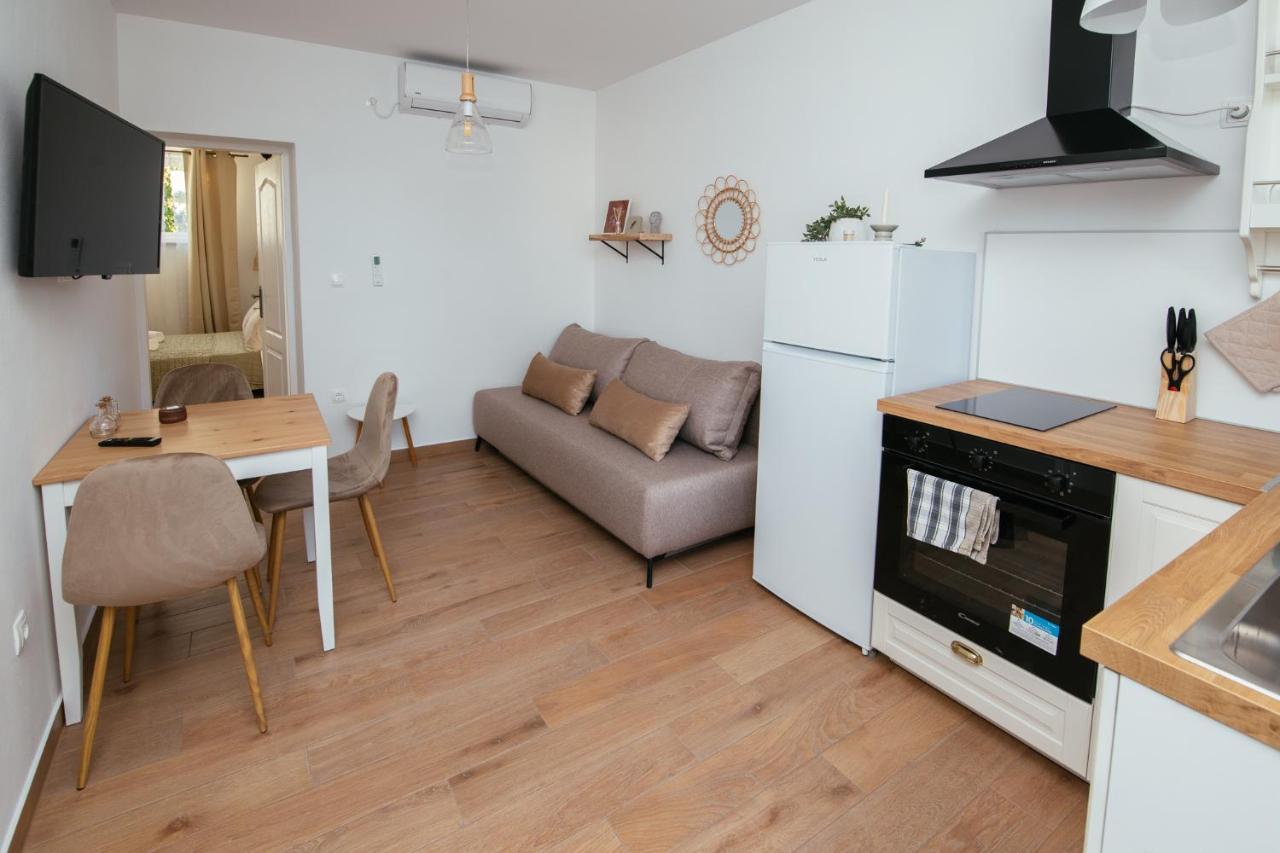 Apartmani Barbarosa Sveti Filip i Jakov Eksteriør bilde